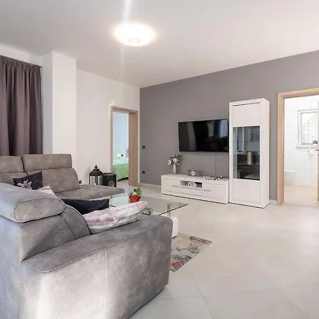 بيت للعطل Bellavista Radmani