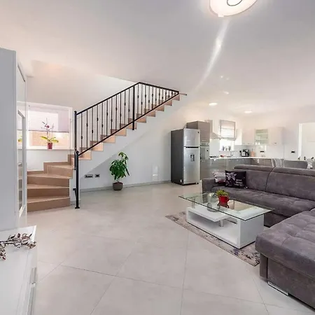 بيت للعطل Bellavista Radmani