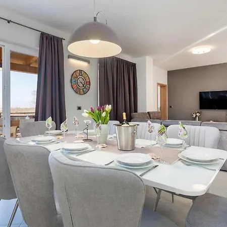 Bellavista Radmani بيت للعطل بوريتش